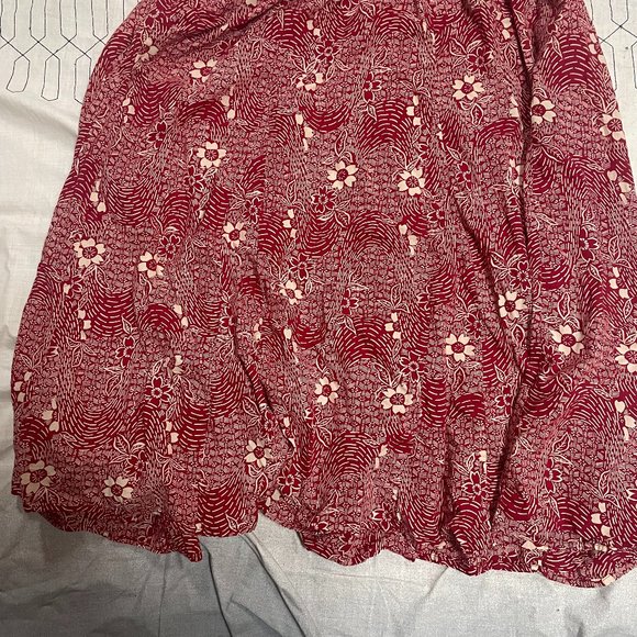 White Stag Dresses & Skirts - Hawaiian Print Red Skirt